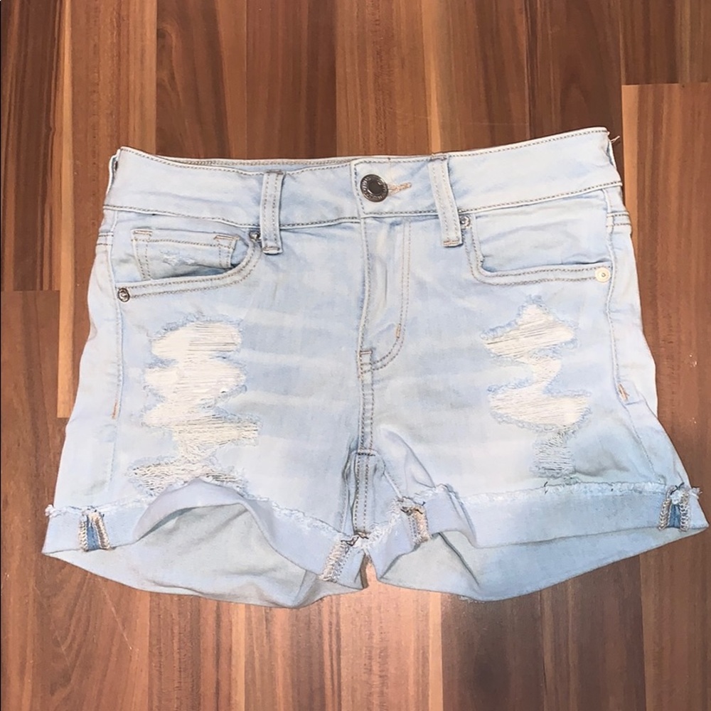American eagle midi light washed shorts
